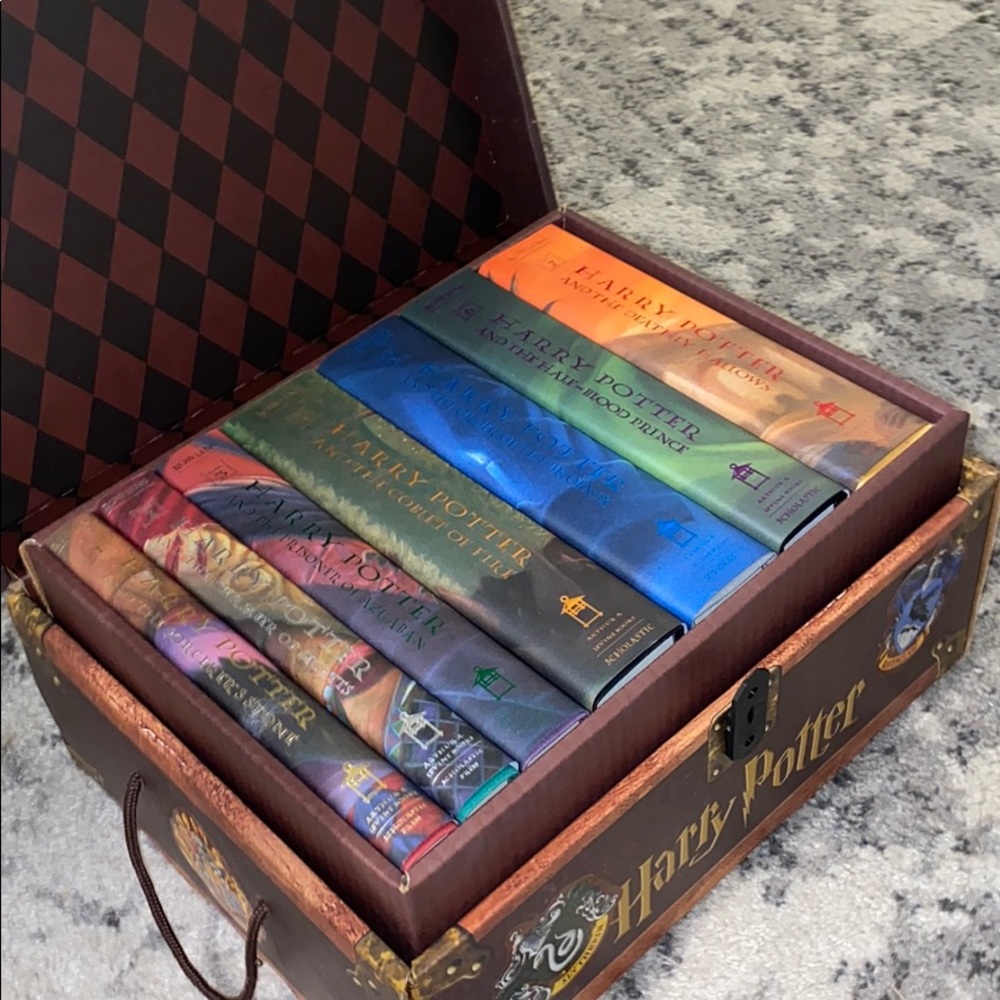 Harry Potter Chest of Complete Series